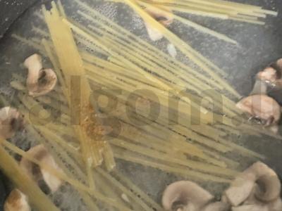 Pasta „Gribų pieva“ Žingsnis 5