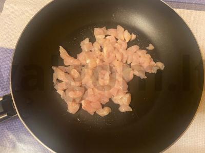 Mėsos tartaletės „Bonjour“ su grybais ir agurku Žingsnis 1