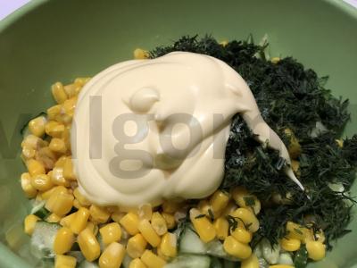 Salotos su agurkais ir kukurūzais Žingsnis 6