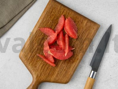 Salotos su midijomis, greipfrutu ir brynza Žingsnis 1