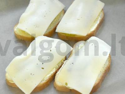 Sumuštiniai su šprotais orkaitėje Žingsnis 4