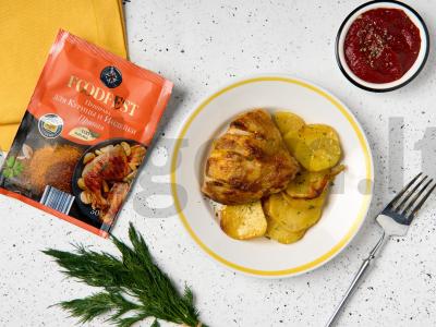 Vištienos šlaunelės su bulvėmis orkaitėje pagrindine nuotrauka