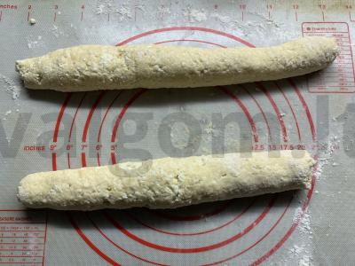 Patingėlių virtinukai su šaldytomis vyšniomis Žingsnis 4