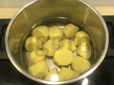 Bulvių košė su straciatella Žingsnis 1