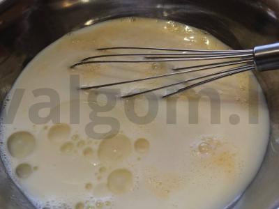 Blynai grietinės padaže Žingsnis 3