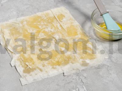 Filo tešlos štrudelis Žingsnis 4