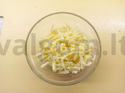 Sluoksniuotas pyragas su bulvėmis ir sūriu Žingsnis 2