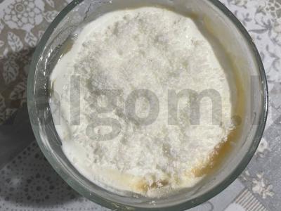 Varškės desertas su kokosų ir šokolado trupiniais Žingsnis 4