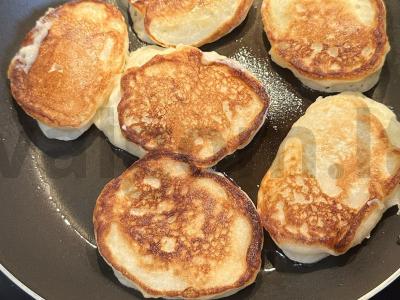 Blynai „Vaniliniai“ ant rūgpienio Žingsnis 6