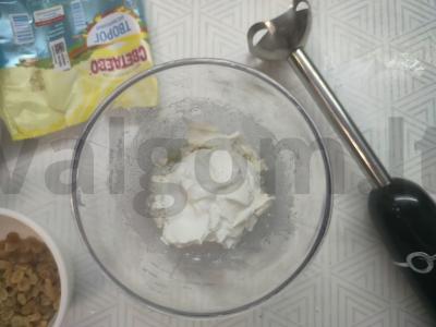 Varškės masė su razinomis Žingsnis 1