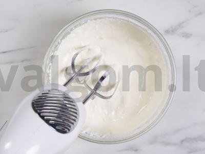 Lengvas tortas su grietinės kremu Žingsnis 7