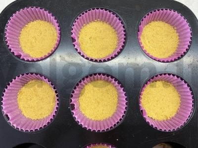 Mini sūrio pyragaičiai su braškių želė Žingsnis 3