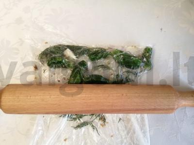 Greitai paruošiami marinuoti agurkėliai „Minutka“ Žingsnis 7