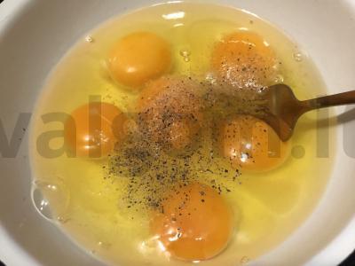 Žiedinė kopūstai su dešra ir kiaušiniais Žingsnis 4