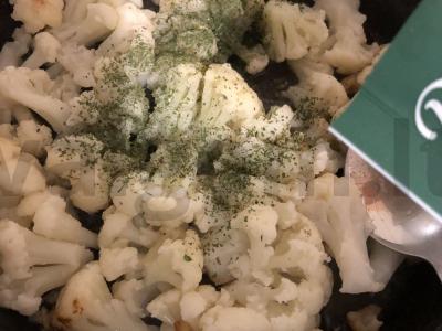 Žiedinė kopūstai su dešra ir kiaušiniais Žingsnis 6