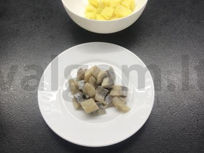 Bulvių salotos su silke Žingsnis 2