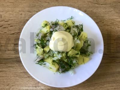 Bulvių salotos su silke pagrindine nuotrauka