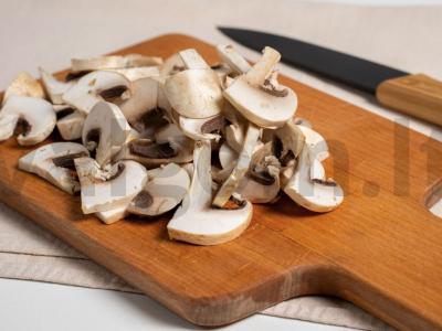 Grybai orkaitėje su vištiena ir sūriu Žingsnis 6