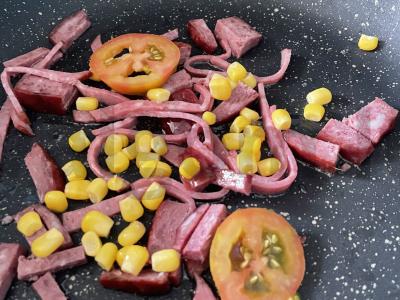 Dešrainė šakšuka su pomidorais Žingsnis 5