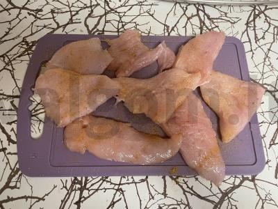 Skanus ir sultingas vištienos burgeris namuose Žingsnis 1