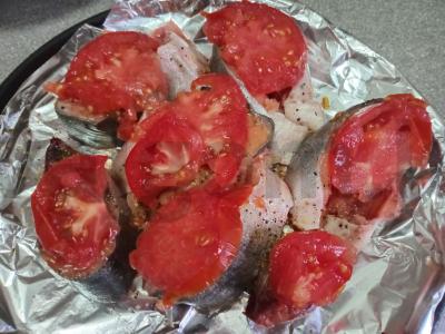 Kepta lašiša su daržovėmis ir ryžių garnyru Žingsnis 3