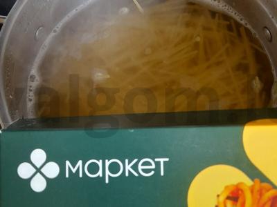 Spagečiai su keptu lyulya-kebab ir brokoliais Žingsnis 3