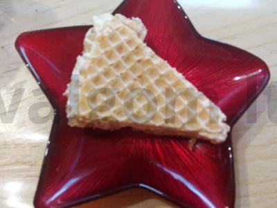 Vaflinis tortas su kremu pagrindine nuotrauka