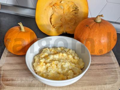 Kukurūzų košė su moliūgu puode orkaitėje pagrindine nuotrauka