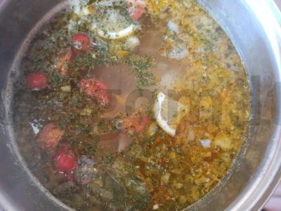 Žuvienė iš baltos ir raudonos žuvies su krevetėmis Žingsnis 9