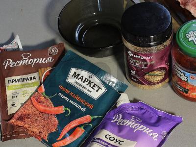 Kiaulienos šonkauliai ant anglių grietinėlės-česnako marinate Žingsnis 3