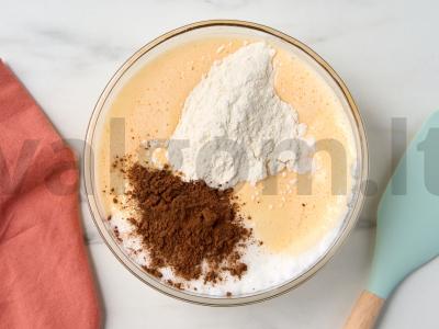 Biskvitinis ritinys su kremu Žingsnis 5