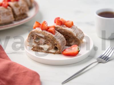 Biskvitinis ritinys su kremu pagrindine nuotrauka