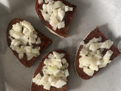 Karšti sumuštiniai su lašiniais orkaitėje Žingsnis 5