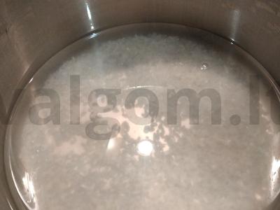 Nuostabi salotos su konservuota skumbrė Žingsnis 1