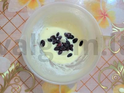 Greitas keksiukas su uogomis mikrobangų krosnelėje Žingsnis 3