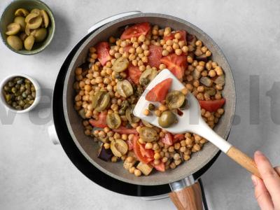 Paprasta kaponata su avinžirniais ir alyvuogėmis Žingsnis 3