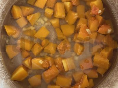 Moliūgų kreminė sriuba su kokosų grietinėle Žingsnis 3