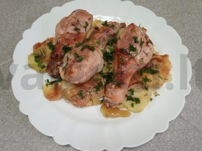 Vištienos blauzdelės apelsinų marinate su bulvėmis pagrindine nuotrauka