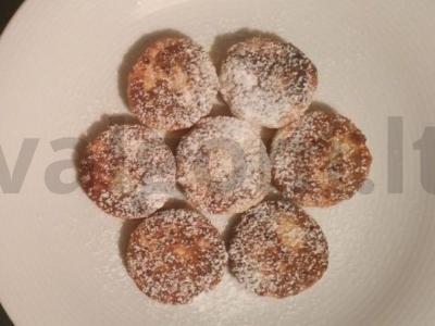 Varškės sausainiai iš blynų miltų pagrindine nuotrauka