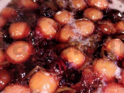 Kompotas „Ugnies paukštis – saldi vanduo“ pagrindine nuotrauka