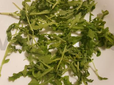 Rukolos, virtos burokėlių ir sūrio salotas Žingsnis 1