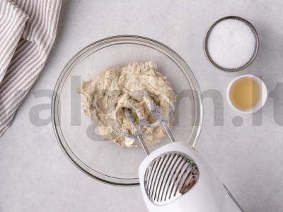 Sausainiai-sandwich su ramunėlėmis ir miško uogomis Žingsnis 2