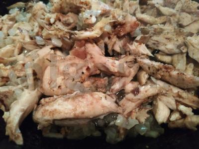 Pica su vištiena ir ananasais lėtoje viryklėje Žingsnis 2