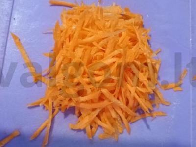 Vištienos kepenėlės su daržovėmis Žingsnis 2