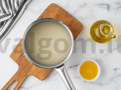 Pica „Širdis“ su saliami ir mocarela Žingsnis 1