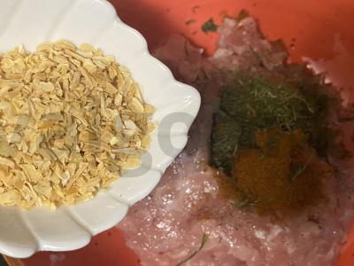 Užkandis „Rulėliai su mėsos faršu ir šonine“ Žingsnis 4