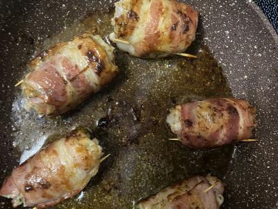 Užkandis „Rulėliai su mėsos faršu ir šonine“ Žingsnis 7