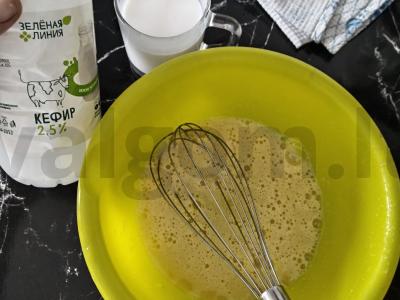 Purios vaflės su kefyru Žingsnis 2