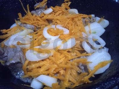 Plovas su jautiena ir čili pipirais Žingsnis 2