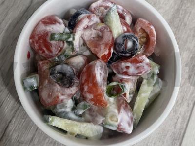 Salotas „Daržovių lėkštė“ pagrindine nuotrauka